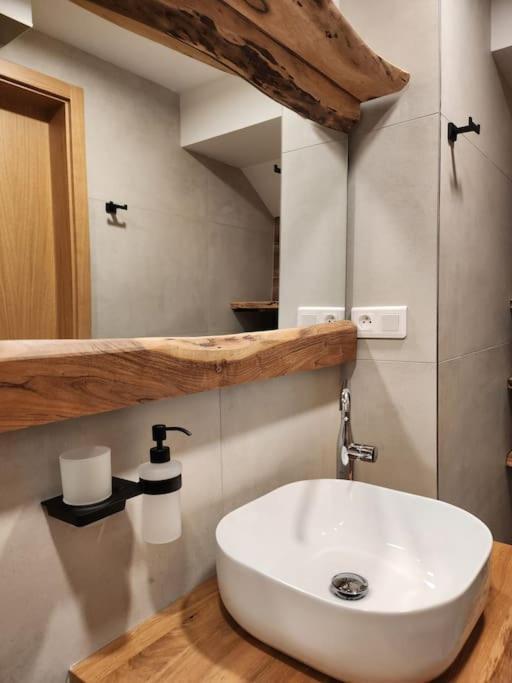 Krasny Apartman Refrino Janske Lazne Luaran gambar